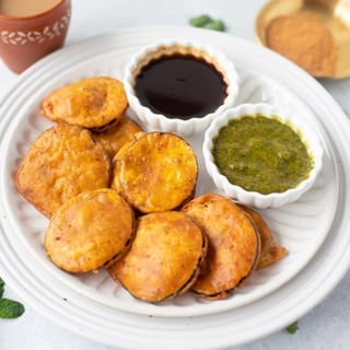 Eggplant Pakora Curry