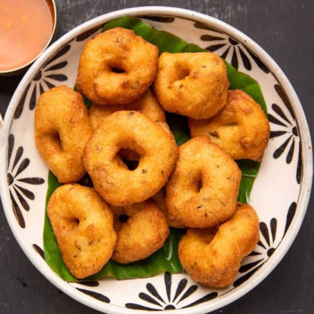 Medhu Vada.