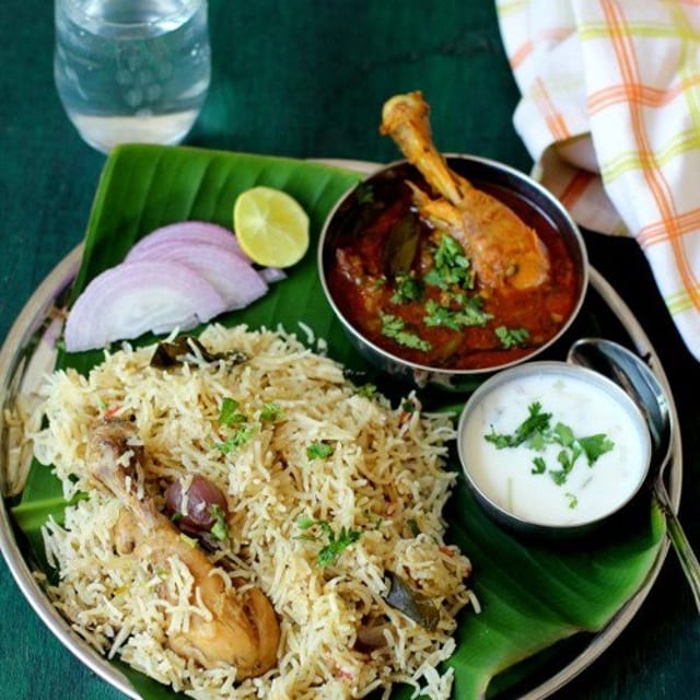 Hari Mirchi Chicken Pulav.