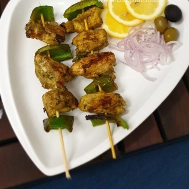 Green Veggie Chatpata Chicken.
